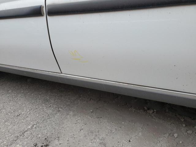 1GNDV23L46D182105 - 2006 CHEVROLET UPLANDER LS 白色 照片 13