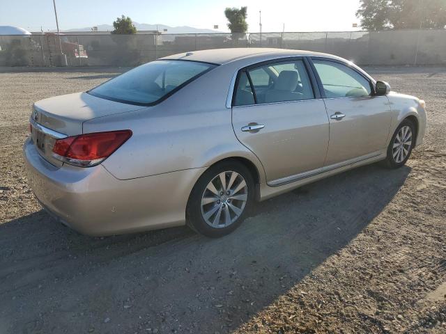 4T1BK3DB3BU417460 - 2011 TOYOTA AVALON BASE GOLD photo 3