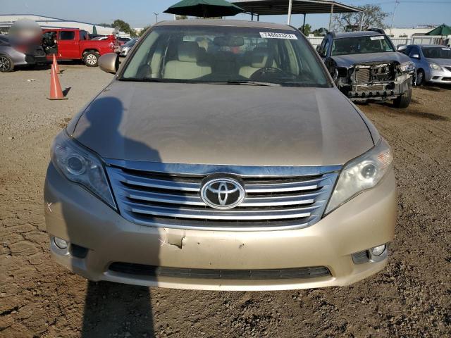 4T1BK3DB3BU417460 - 2011 TOYOTA AVALON BASE 金色 照片 5