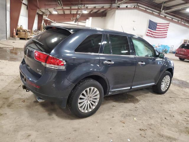 2LMDJ8JK8EBL09797 - 2014 LINCOLN MKX BLUE photo 3