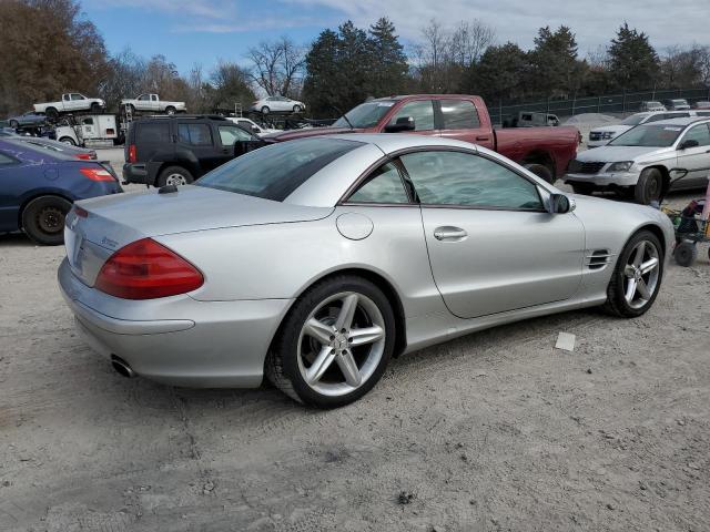 WDBSK75F15F100068 - 2005 MERCEDES-BENZ SL 500 SILVER photo 3