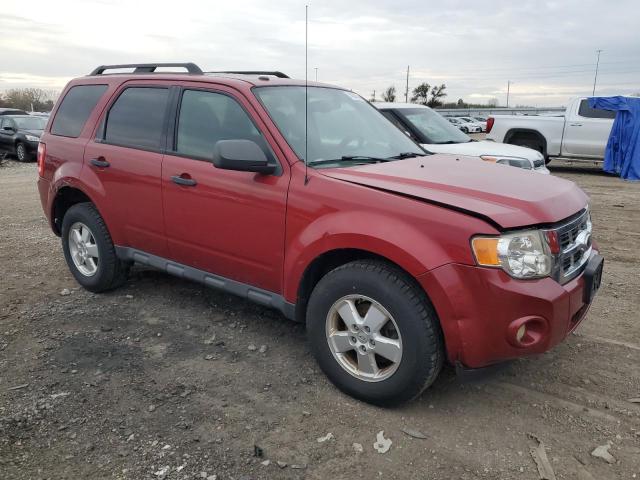 1FMCU0DG1BKA82364 - 2011 FORD ESCAPE XLT RED photo 4