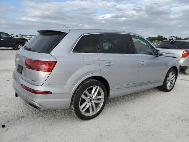 WA1VAAF70JD049636 - 2018 AUDI Q7 PRESTIGE SILVER photo 3