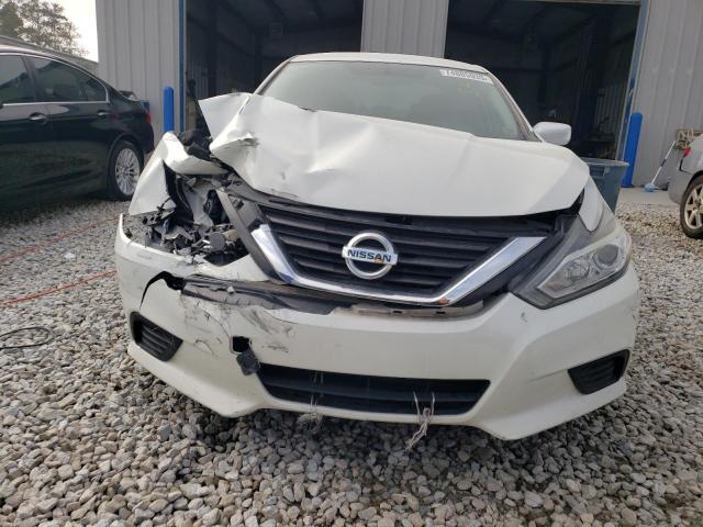 1N4AL3AP3HC132405 - 2017 NISSAN ALTIMA 2.5 WHITE photo 5