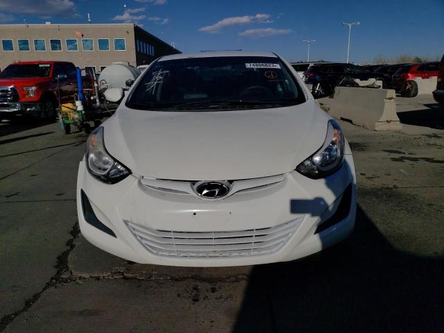 5NPDH4AE8EH524678 - 2014 HYUNDAI ELANTRA SE WHITE photo 5