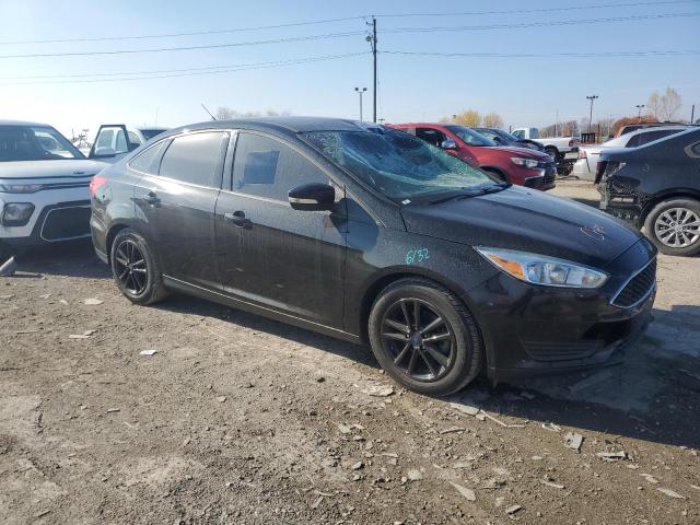 1FADP3F26HL222386 - 2017 FORD FOCUS SE BLACK photo 4