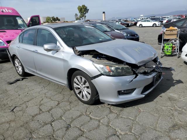 1HGCR2F84FA016749 - 2015 HONDA ACCORD EXL SILVER photo 4