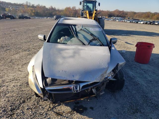 1HGCM56767A197653 - 2007 HONDA ACCORD EX SILVER photo 5