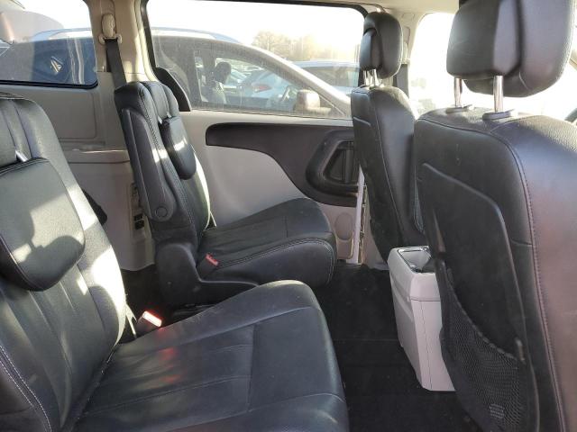 2C4RC1BG9GR230070 - 2016 CHRYSLER TOWN & COU TOURING WHITE photo 11