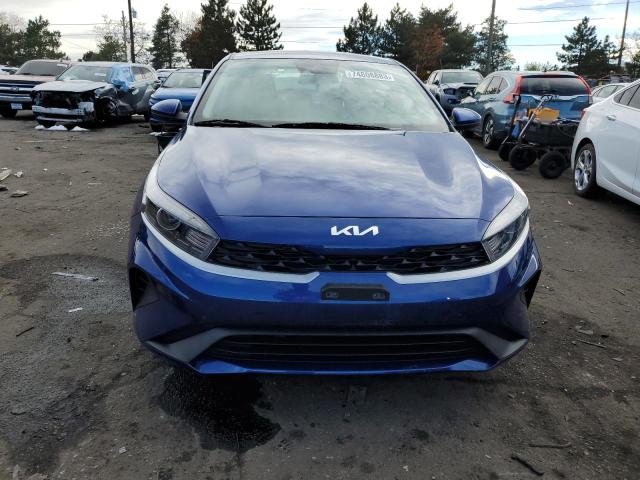 3KPF24AD4PE651758 - 2023 KIA FORTE LX BLUE photo 5