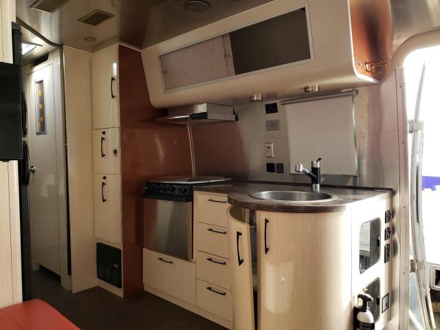 1STTFYL24HJ538196 - 2017 AIRS INTERNATIO 银色 照片 8