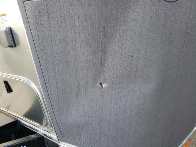 1STTFYL24HJ538196 - 2017 AIRS INTERNATIO 银色 照片 9