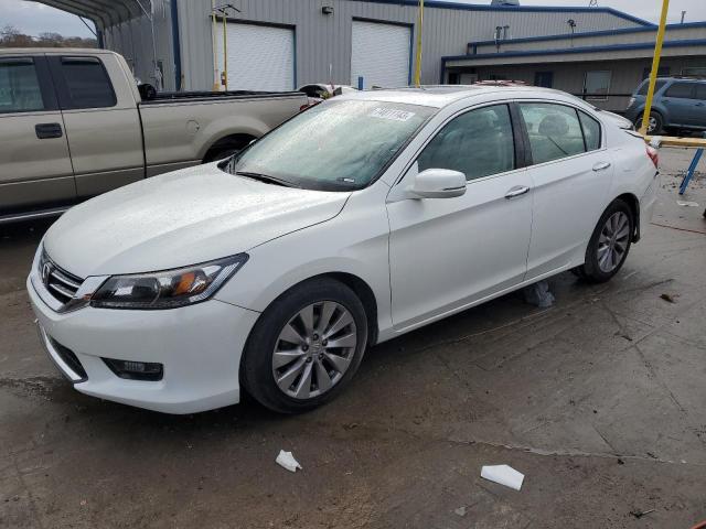 1HGCR3F82FA026637 - 2015 HONDA ACCORD EXL WHITE photo 1