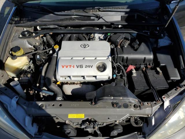 JTDBF30K240152054 - 2004 TOYOTA CAMRY LE GRAY photo 11