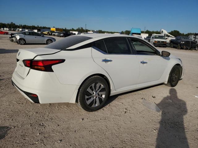 1N4BL4BV4LN308558 - 2020 NISSAN ALTIMA S WHITE photo 3