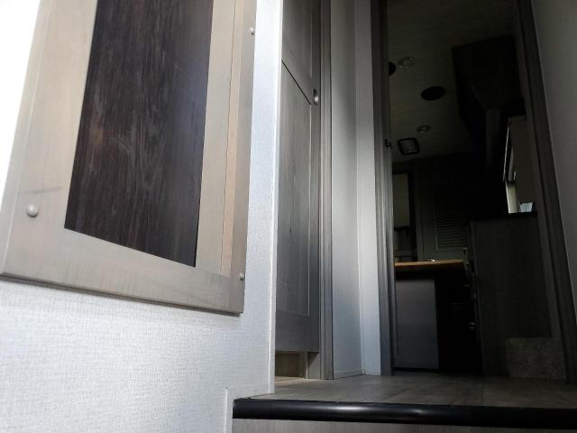 4YDF37023M4700019 - 2021 KEYSTONE MONTANA 双色 照片 9