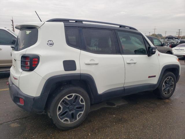 ZACCJBCT5FPB91381 - 2015 JEEP RENEGADE TRAILHAWK WHITE photo 3