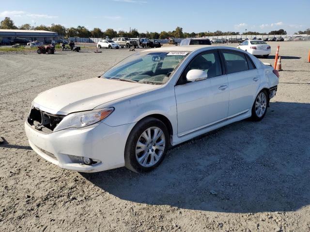 4T1BK3DB0BU381422 - 2011 TOYOTA AVALON BASE 白色 照片 1