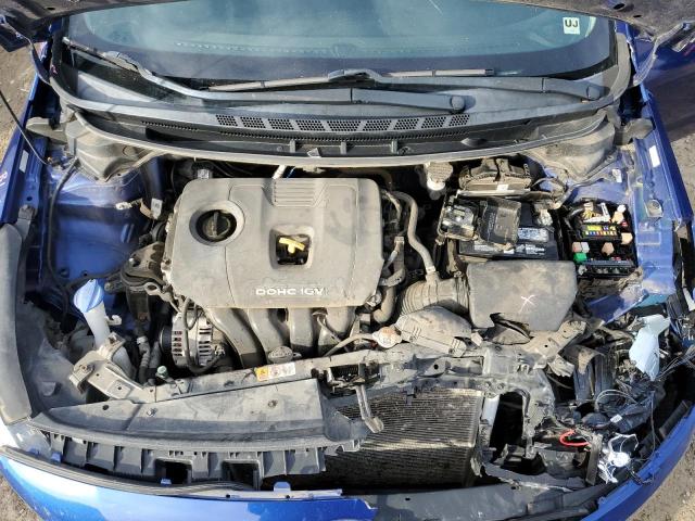 3KPFL4A72HE098861 - 2017 KIA FORTE LX BLUE photo 11