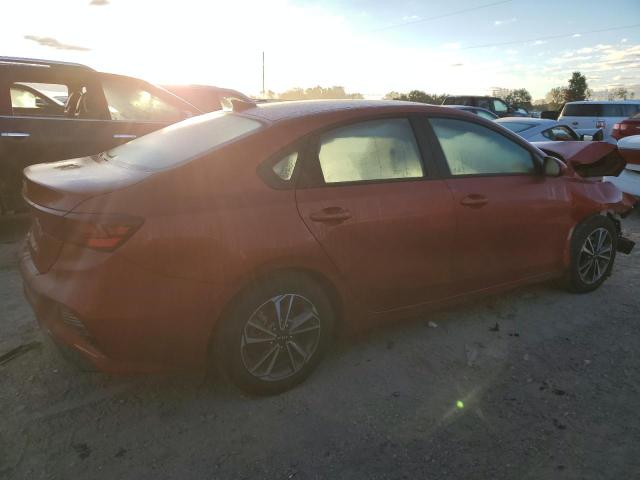 3KPF24AD4RE712769 - 2024 KIA FORTE LX RED photo 3