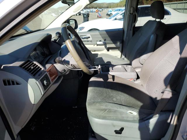 2A8HR54P08R640782 - 2008 CHRYSLER TOWN & COU TOURING SILVER photo 7