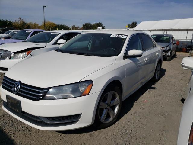 1VWBP7A37DC008877 - 2013 VOLKSWAGEN PASSAT SE WHITE photo 1