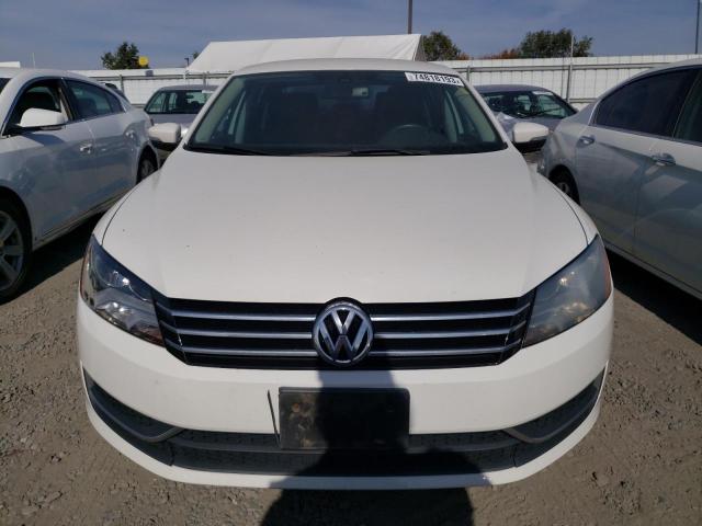 1VWBP7A37DC008877 - 2013 VOLKSWAGEN PASSAT SE WHITE photo 5