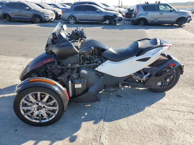 2BXNABC13EV000193 - 2014 CAN-AM SPYDER ROA RS WHITE photo 3