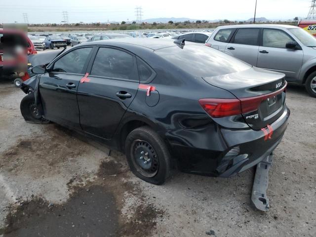 3KPF24AD6PE557431 - 2023 KIA FORTE LX BLACK photo 2