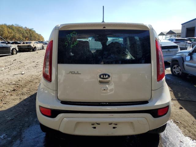 KNDJT2A66D7771439 - 2013 KIA SOUL + WHITE photo 6