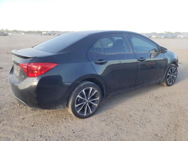 5YFBURHEXJP759960 - 2018 TOYOTA COROLLA L BLACK photo 3