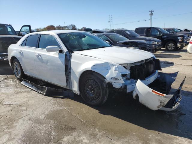 2C3CCAAG4GH206907 - 2016 CHRYSLER 300 LIMITED WHITE photo 4