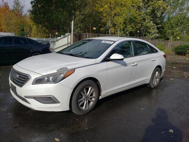 5NPE24AF4HH532599 - 2017 HYUNDAI SONATA SE WHITE photo 1