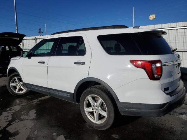 1FM5K8B82JGB31176 - 2018 FORD EXPLORER WHITE photo 2