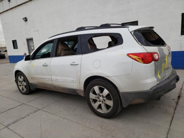 1GNEV33D19S127601 - 2009 CHEVROLET TRAVERSE LTZ WHITE photo 2