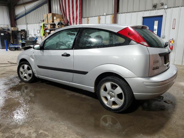 3FAFP31Z54R127326 - 2004 FORD FOCUS ZX3 SILVER photo 2