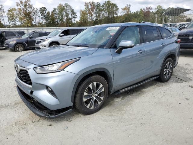 5TDHZRAH8LS020709 - 2020 TOYOTA HIGHLANDER XLE 灰色 照片 1