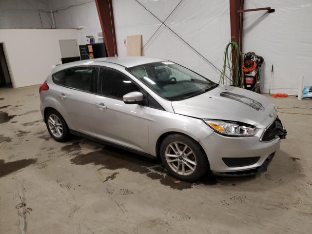 1FADP3K27JL264089 - 2018 FORD FOCUS SE SILVER photo 4