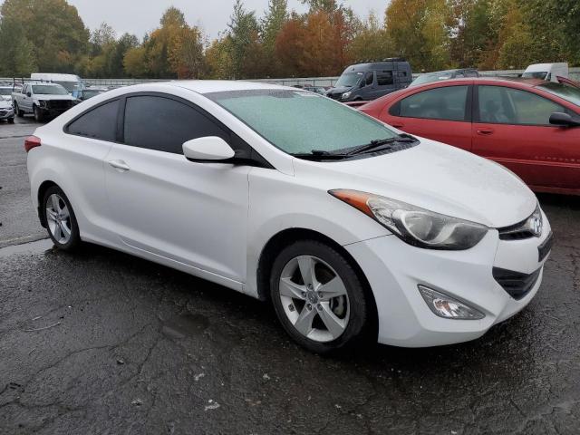 KMHDH6AE7DU023504 - 2013 HYUNDAI ELANTRA CO GS WHITE photo 4