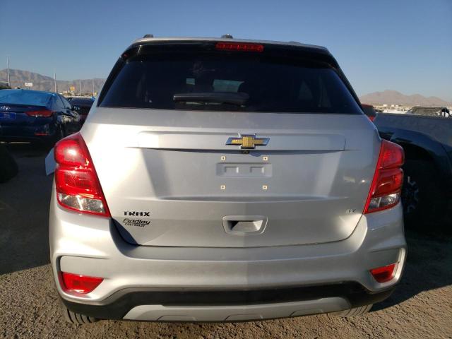 KL7CJLSB0LB011340 - 2020 CHEVROLET TRAX 1LT SILVER photo 6