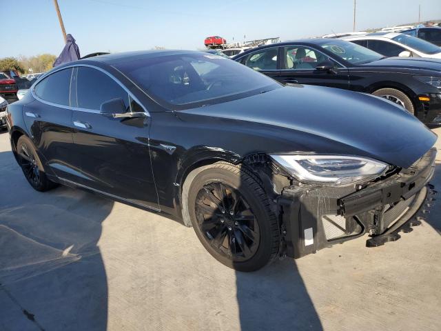 5YJSA1E17HF209651 - 2017 TESLA MODEL S შავი ფოტო 4