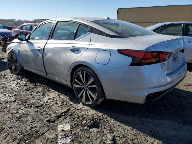 1N4BL4CV5KC198547 - 2019 NISSAN ALTIMA SR SILVER photo 2