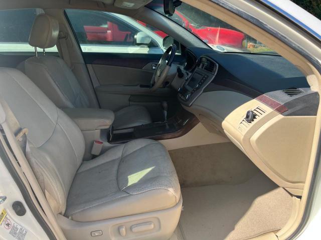 4T1BK3DB8CU446678 - 2012 TOYOTA AVALON BASE 白色 照片 5