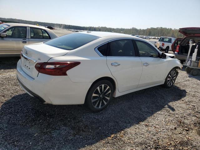 1N4AL3AP1JC172942 - 2018 NISSAN ALTIMA 2.5 WHITE photo 3