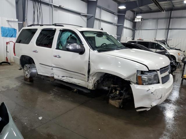 1GNSKCE04BR176794 - 2011 CHEVROLET TAHOE K1500 LTZ WHITE photo 4