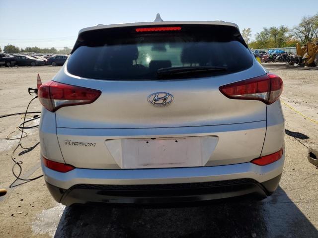 KM8J33A48JU674837 - 2018 HYUNDAI TUCSON SEL SILVER photo 6