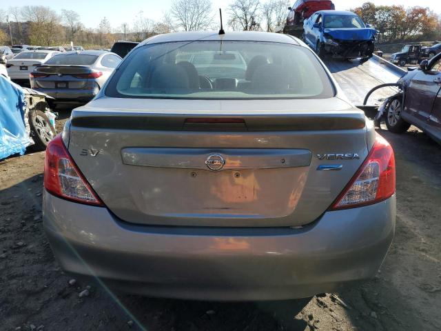 3N1CN7AP2DL844488 - 2013 NISSAN VERSA S GRAY photo 6