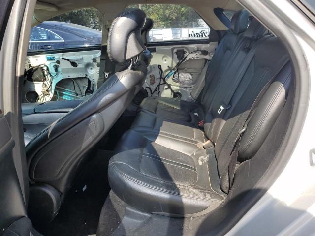 3LN6L2G98FR615451 - 2015 LINCOLN MKZ SILVER photo 10