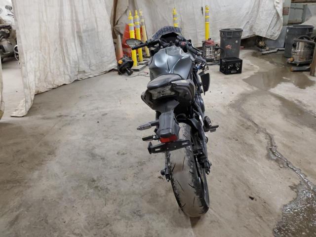 ML5EXER10RDAD3525 - 2024 KAWASAKI EX650 R GRAY photo 4