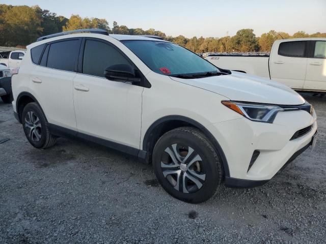 JTMZFREV5HJ114273 - 2017 TOYOTA RAV4 LE WHITE photo 4